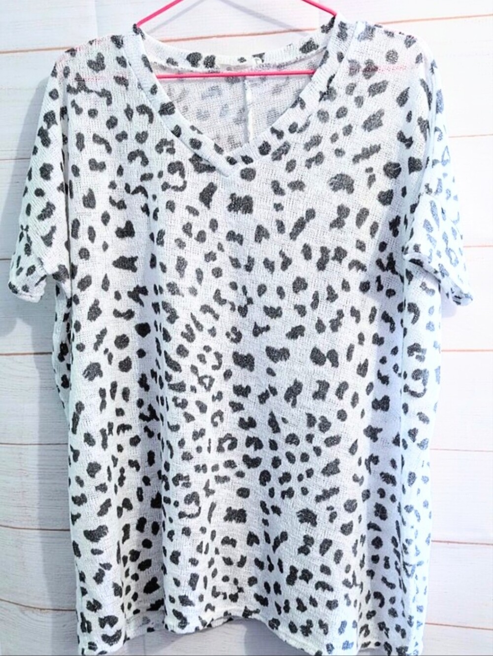 Nwot Bombom Lightweight Knit Short Sleeve Leopard 🐆 🐆 Top